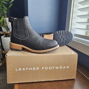 Portland Leather Patina Leather Chelsea Boots women's size 6.5